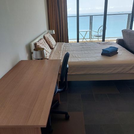 Sea View Apartment In Pattaya Exterior foto