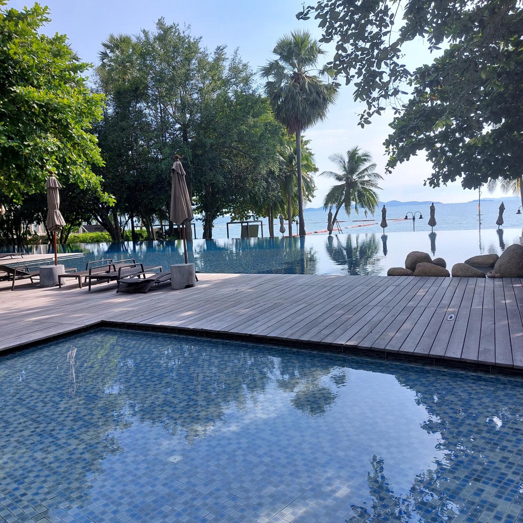 Sea View Apartment In Pattaya Exterior foto